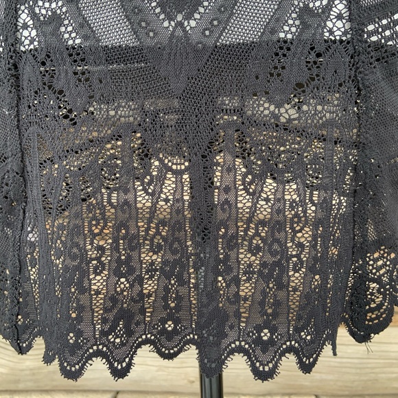 Free People ~ Black Lace Tanktop ~ Size SP - Picture 6 of 8
